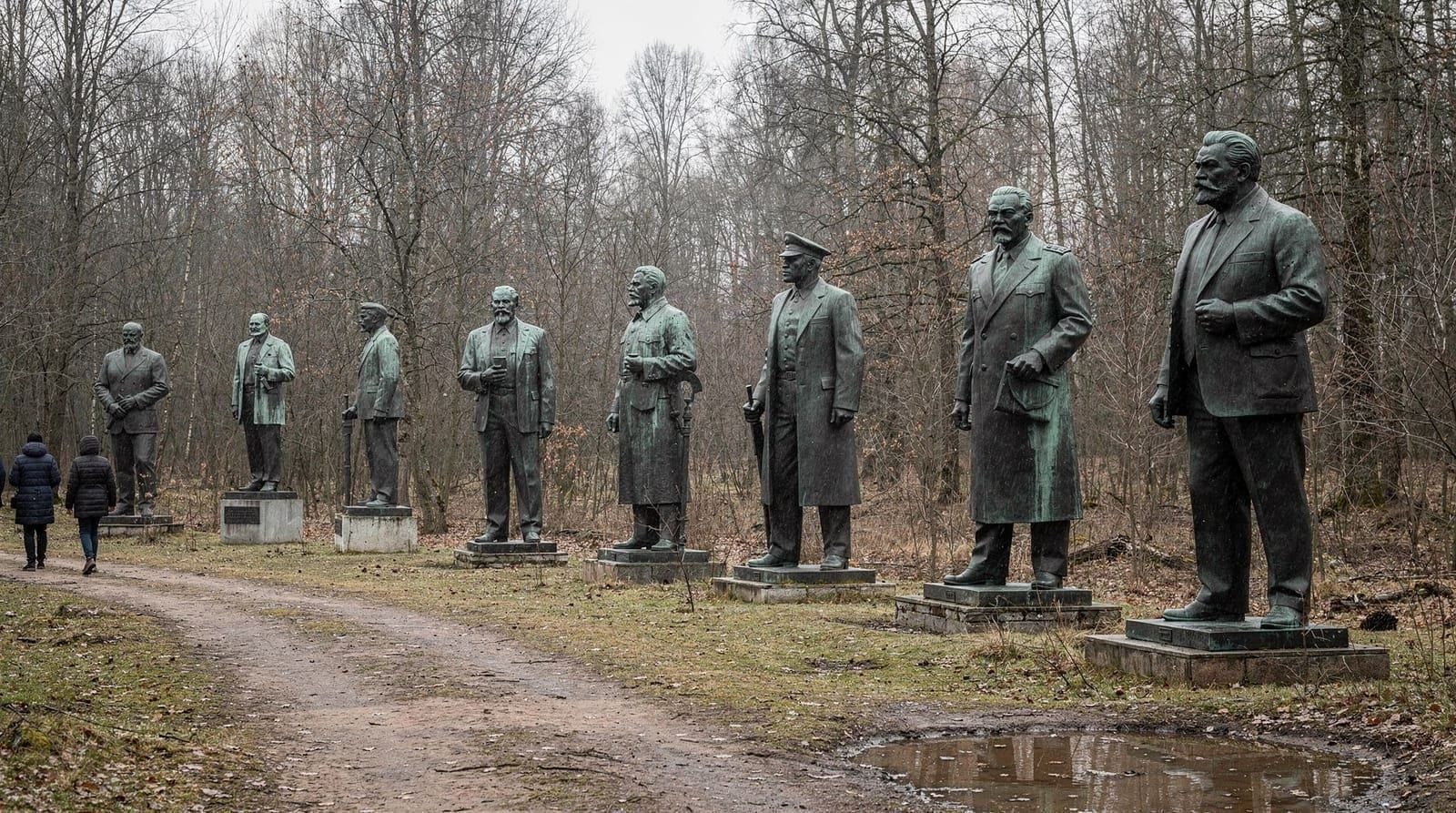 Grūtas Park — Lithuania's Soviet sculpture park guide — Grūtas Park near Druskininkai holds Lithuania's removed Soviet monuments. What t