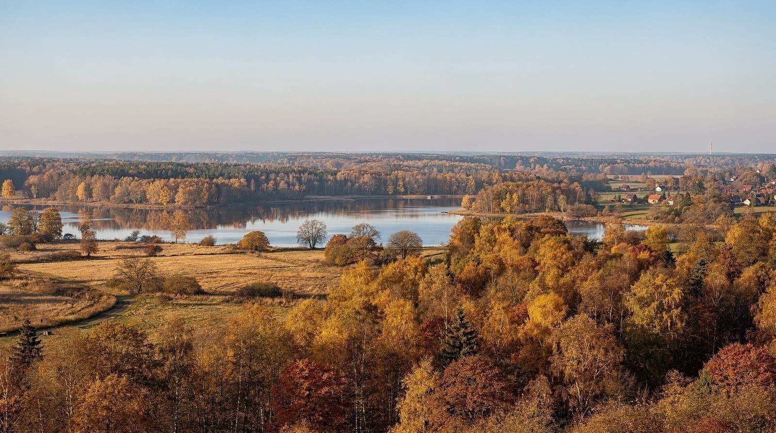 Lithuania travel guide — everything you need to plan your trip — Complete practical guide to travelling in Lithuania — entry requirements, curren
