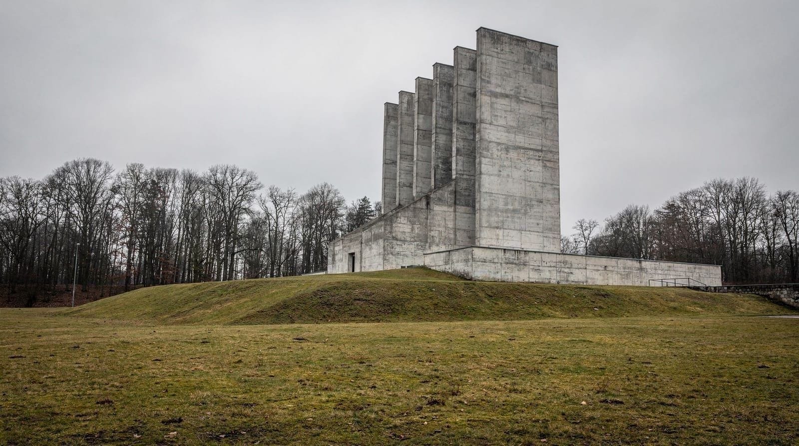 Ninth Fort Kaunas — Holocaust memorial and museum guide — Visit the Ninth Fort in Kaunas — a major Holocaust memorial where 50,000 people 