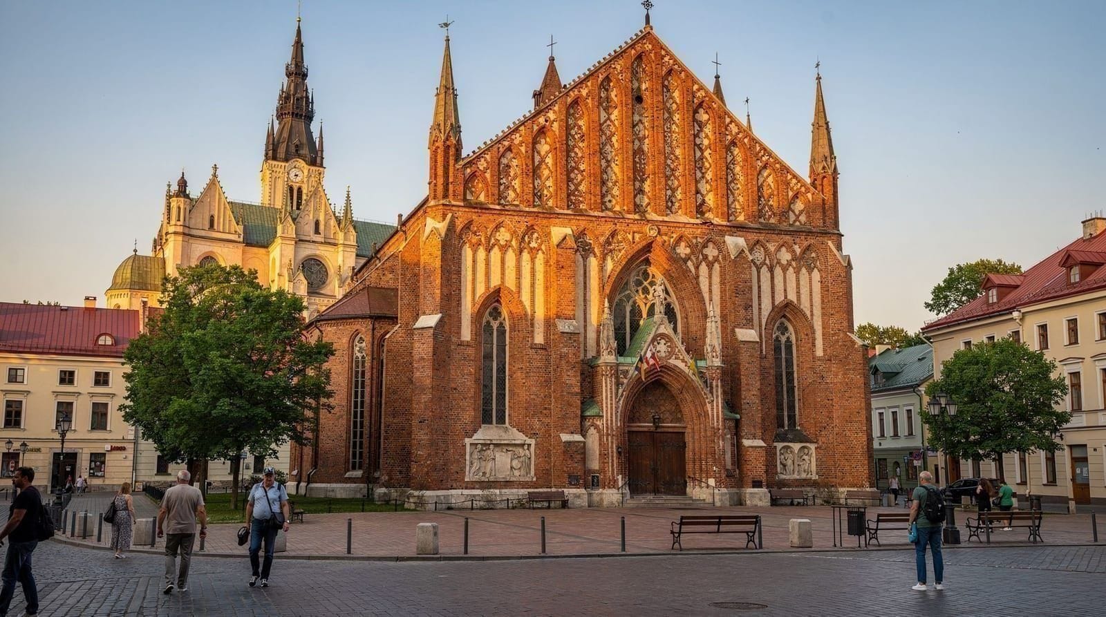 St. Anne's and Bernardine churches — Vilnius's Gothic masterpiece