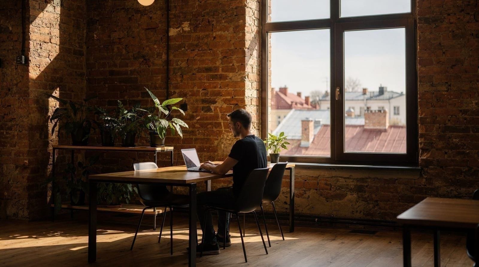 Vilnius for digital nomads — a practical guide — Is Vilnius good for digital nomads? Coworking spaces, internet speed, accommodat