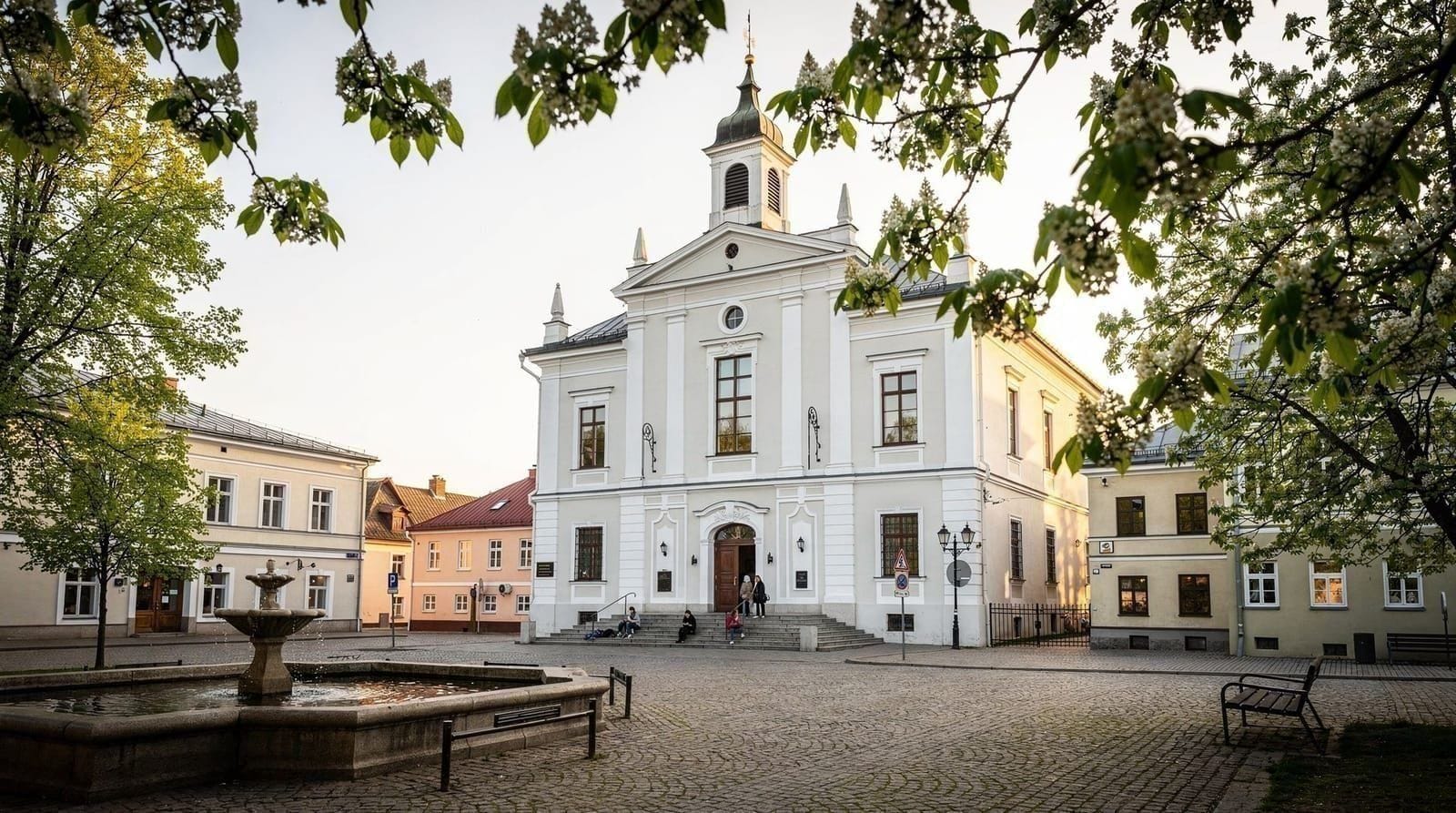 4 days in Vilnius and Kaunas: Lithuania's two capitals — 4 days — easy — mid-range