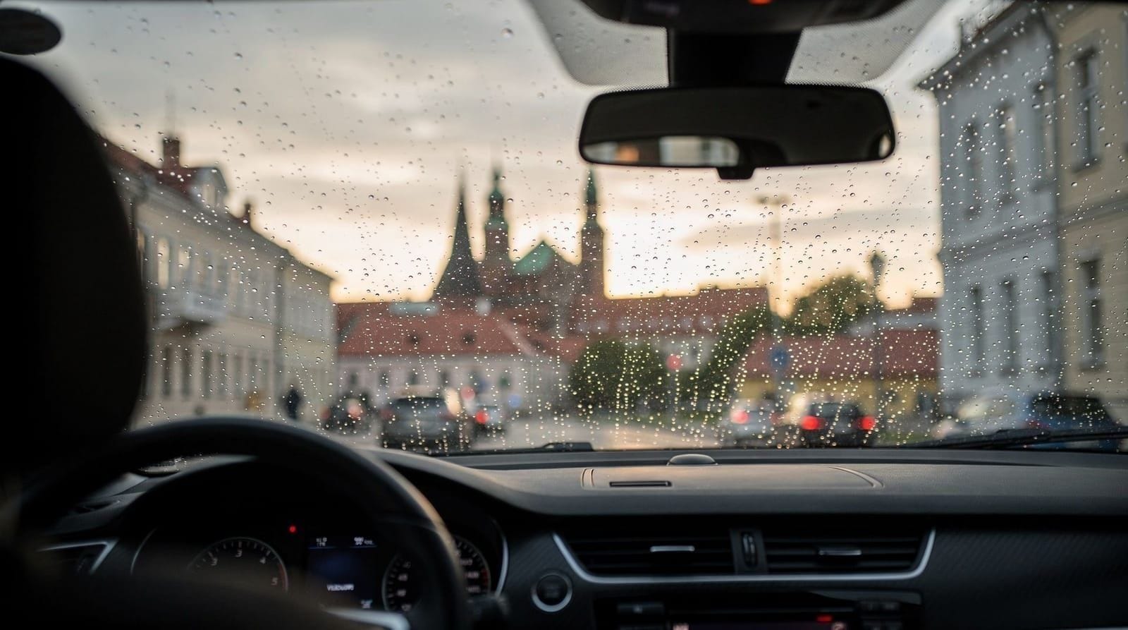 Vilnius: Airport transfer private